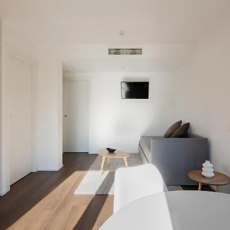 Lugano Modern Concept 3 *
